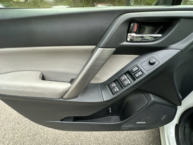 Thumbnail: 2017 Subaru Forester - 25