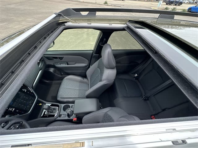 2025 Subaru Forester Premium 17
