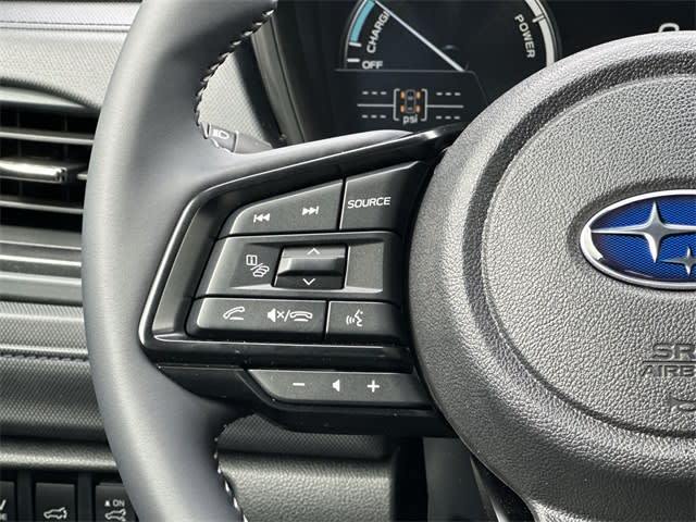 2025 Subaru Forester Premium 18