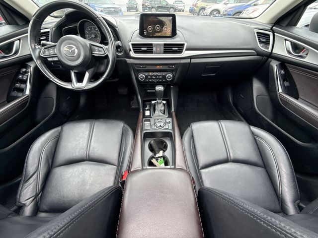 Thumbnail: 2017 Mazda Mazda3 - 14