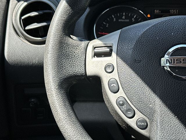 Thumbnail: 2013 Nissan Rogue - 11