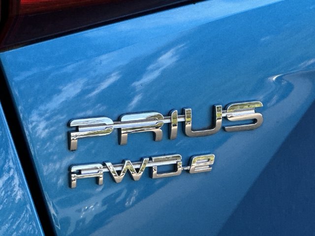 Thumbnail: 2020 Toyota Prius - 19