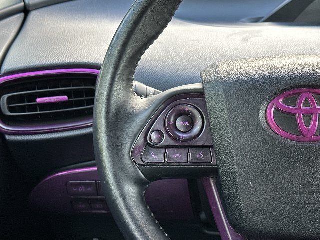 Thumbnail: 2020 Toyota Prius - 13