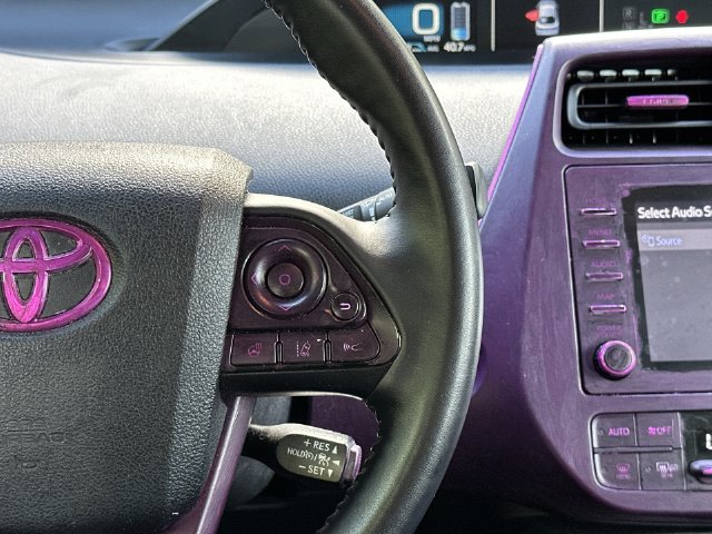 Thumbnail: 2020 Toyota Prius - 14
