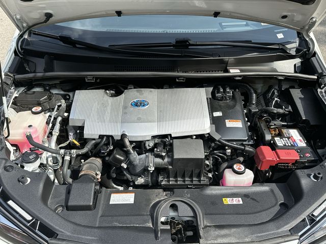 Thumbnail: 2020 Toyota Prius - 9
