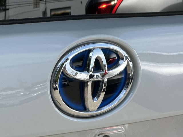 Thumbnail: 2020 Toyota Prius - 7