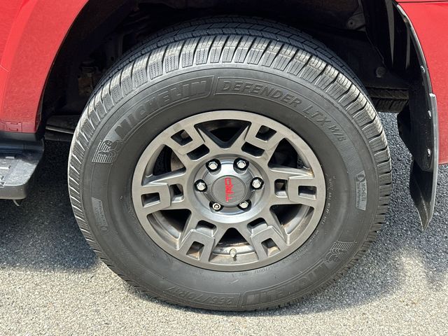 Thumbnail: 2019 Toyota 4Runner - 7
