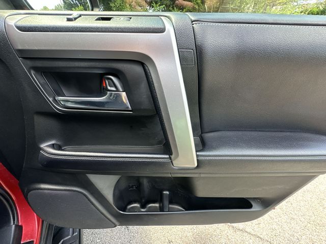 Thumbnail: 2019 Toyota 4Runner - 26