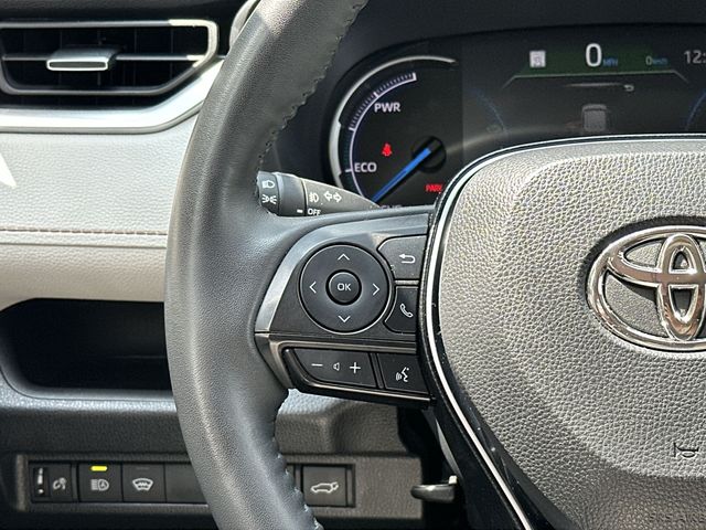 Thumbnail: 2025 Toyota RAV4 - 18