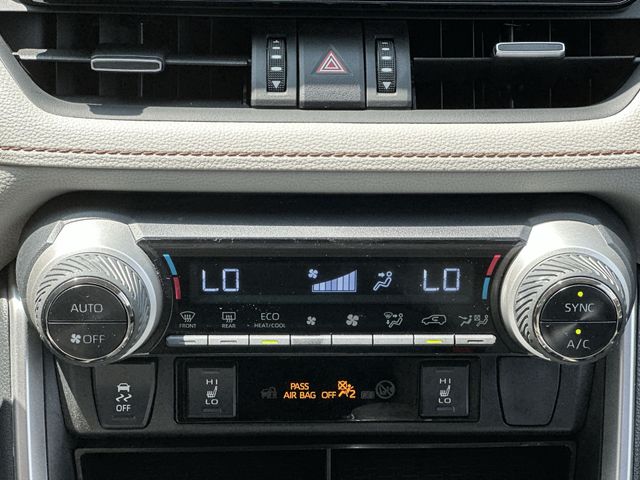Thumbnail: 2025 Toyota RAV4 - 23