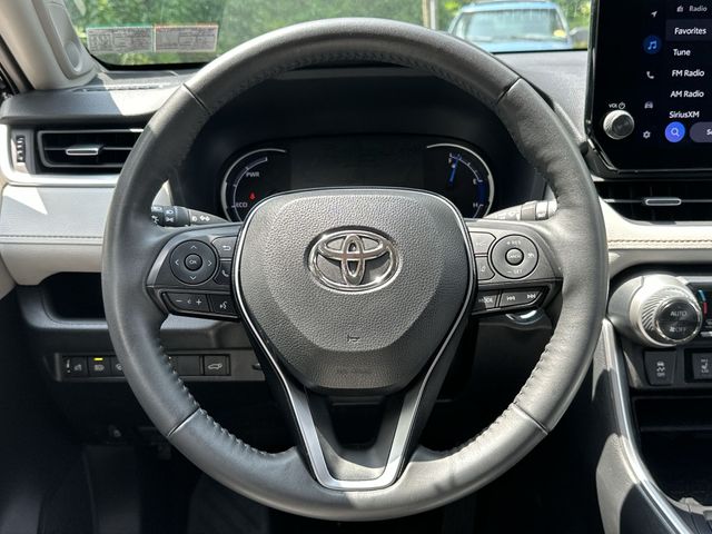 Thumbnail: 2025 Toyota RAV4 - 2