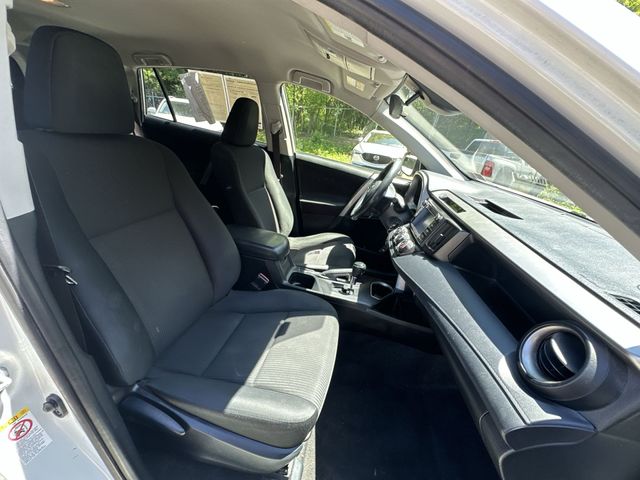 Thumbnail: 2017 Toyota RAV4 - 22