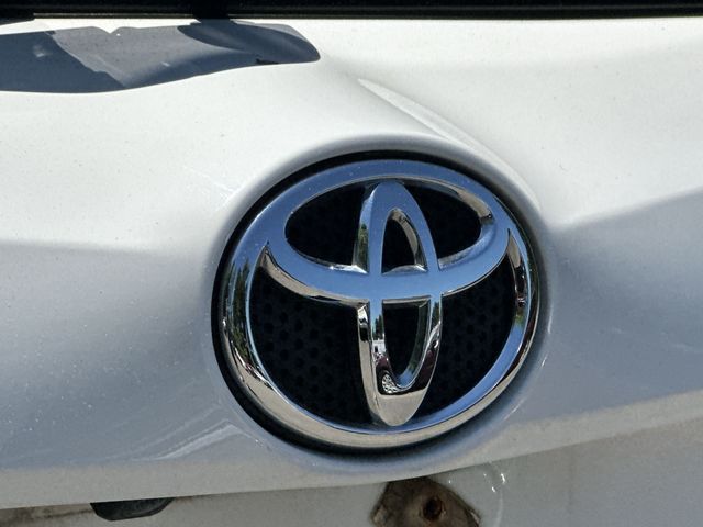 Thumbnail: 2017 Toyota RAV4 - 7