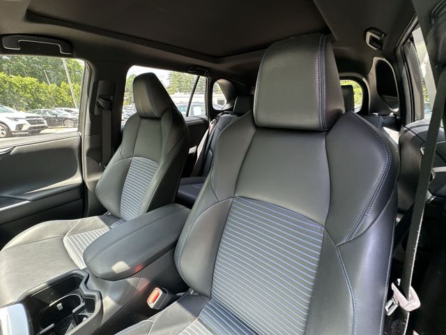 Thumbnail: 2022 Toyota RAV4 - 9