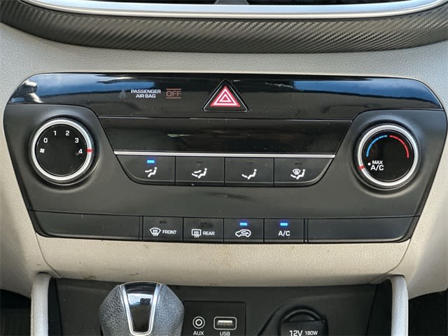 2020 Hyundai Tucson SE 23