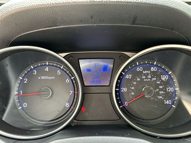 Thumbnail: 2010 Hyundai Tucson - 13