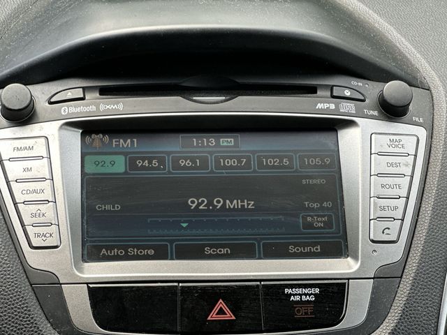 Thumbnail: 2010 Hyundai Tucson - 12