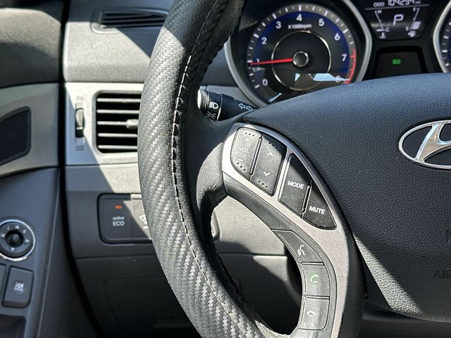 Thumbnail: 2013 Hyundai Elantra - 14