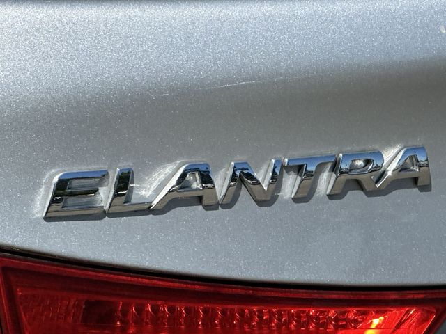 Thumbnail: 2013 Hyundai Elantra - 18