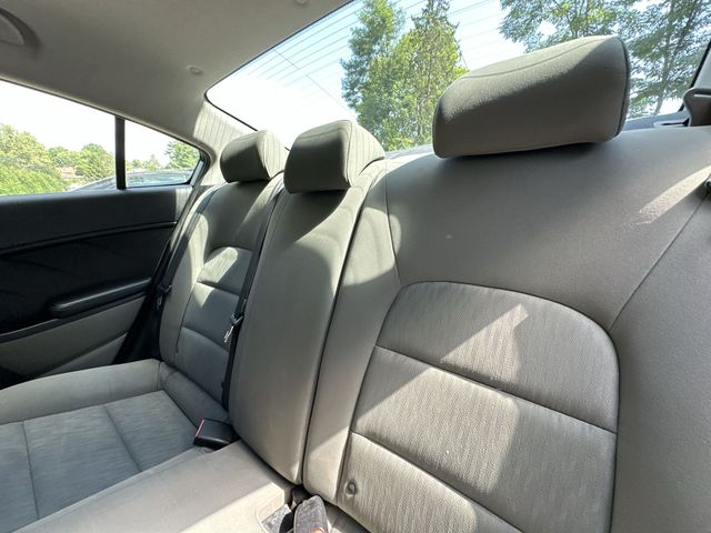 Thumbnail: 2015 Kia Forte - 11