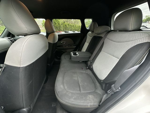 Thumbnail: 2016 Kia Soul - 13