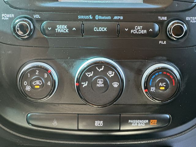 Thumbnail: 2016 Kia Soul - 17