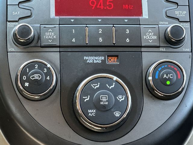 Thumbnail: 2011 Kia Soul - 15
