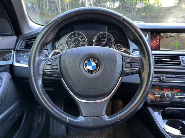 Thumbnail: 2016 BMW 5 Series - 2