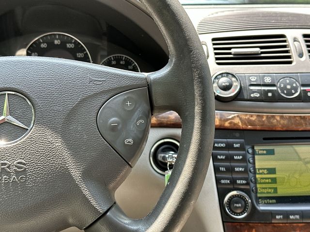 Thumbnail: 2004 Mercedes-Benz E-Class - 16