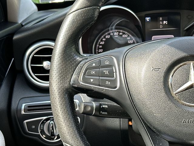 Thumbnail: 2017 Mercedes-Benz C-Class - 15