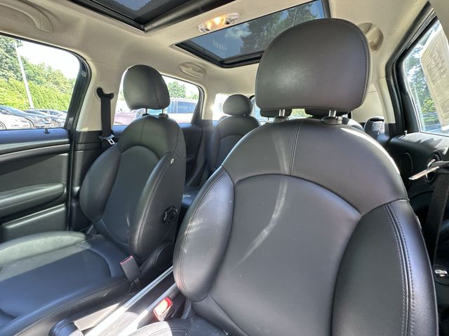 Thumbnail: 2014 MINI Cooper Countryman - 10