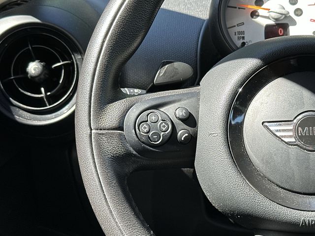 Thumbnail: 2014 MINI Cooper Countryman - 15
