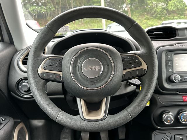 Thumbnail: 2016 Jeep Renegade - 2