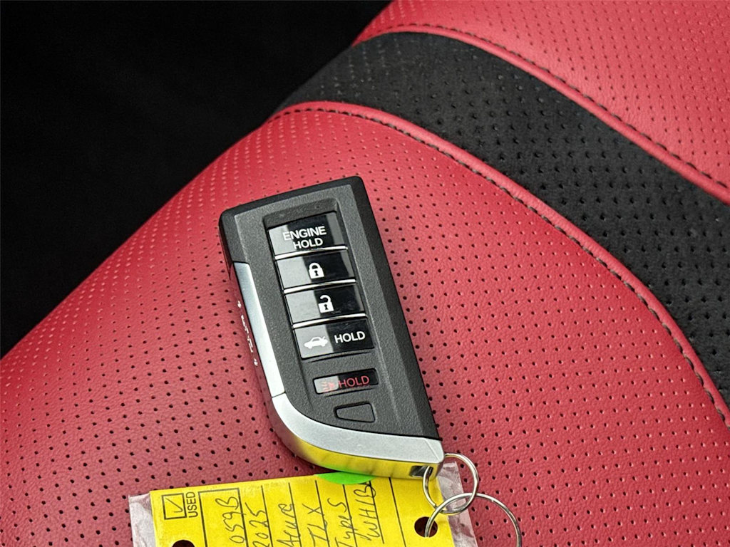 Thumbnail: 2025 Acura TLX - 13