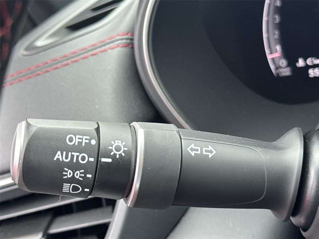 Thumbnail: 2025 Acura TLX - 26