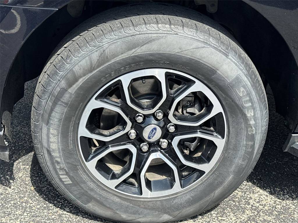 Thumbnail: 2022 Ford Expedition - 7
