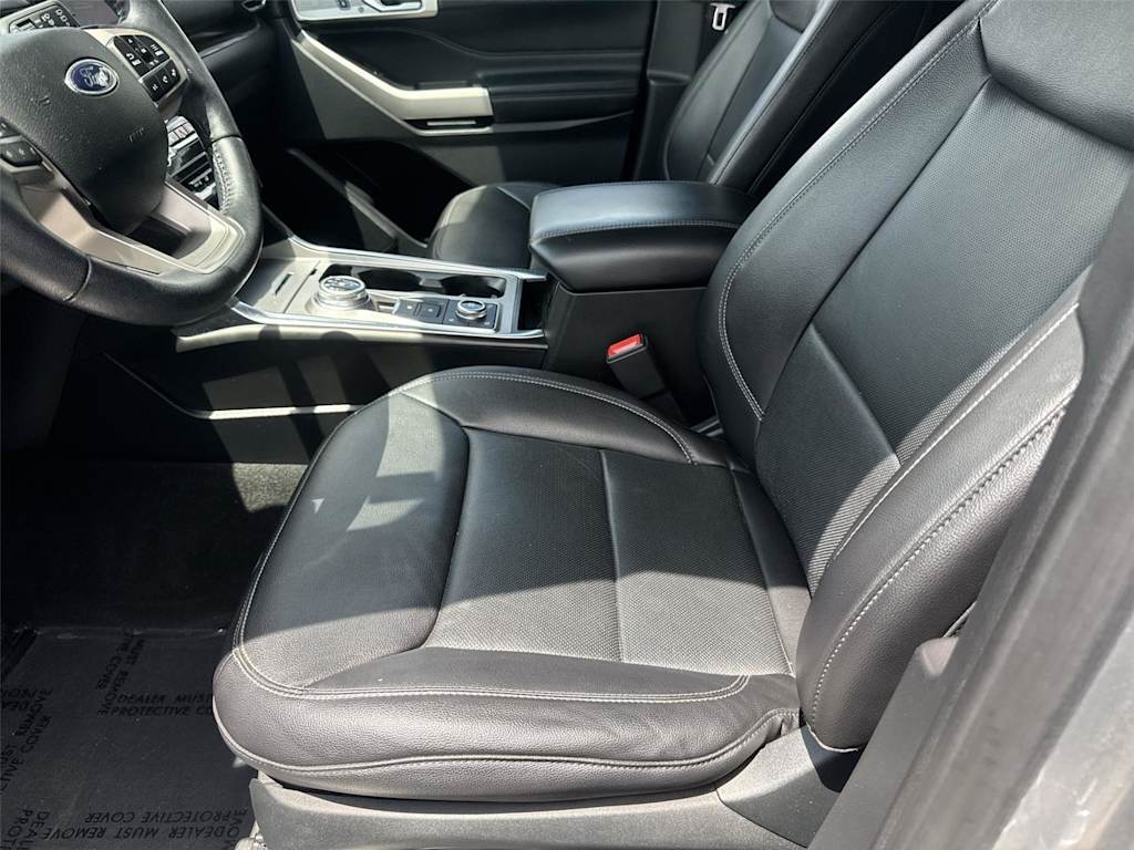 Thumbnail: 2021 Ford Explorer - 8