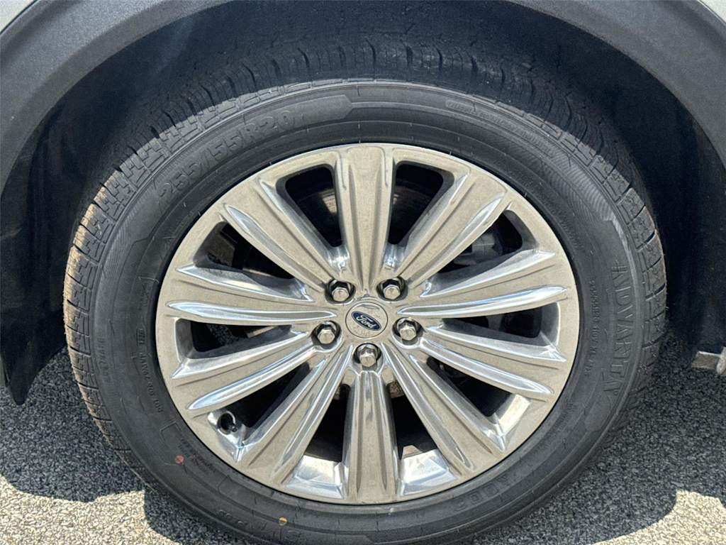 Thumbnail: 2021 Ford Explorer - 7