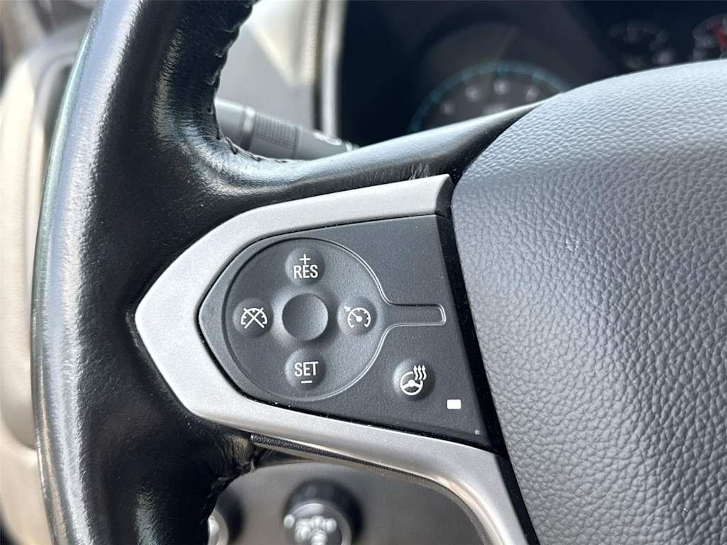 Thumbnail: 2021 Chevrolet Colorado - 23