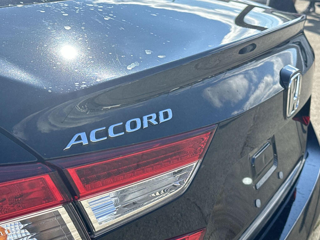 2021 Honda Accord LX 20