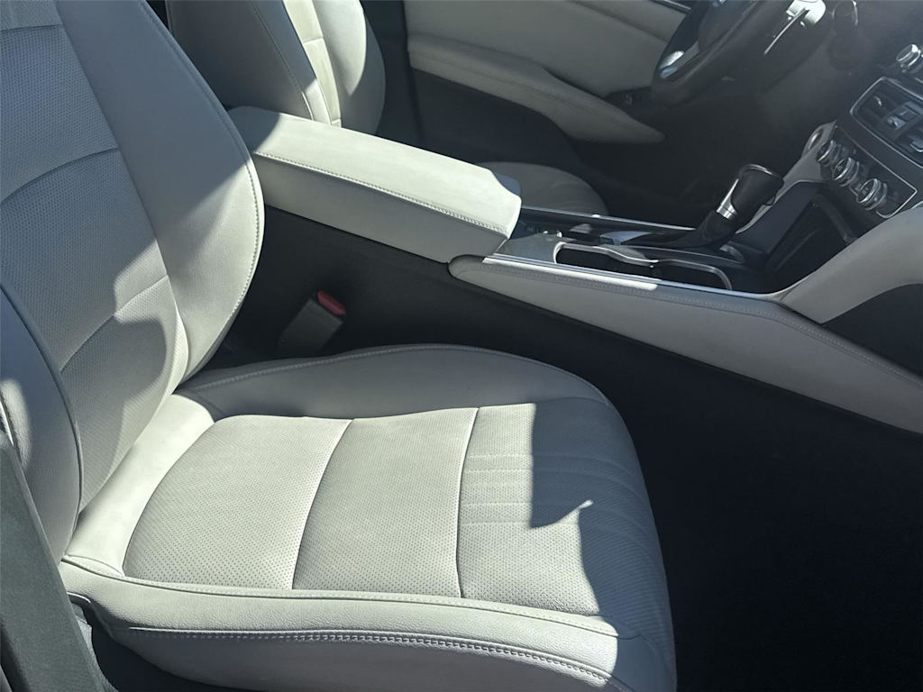 Thumbnail: 2018 Honda Accord - 21