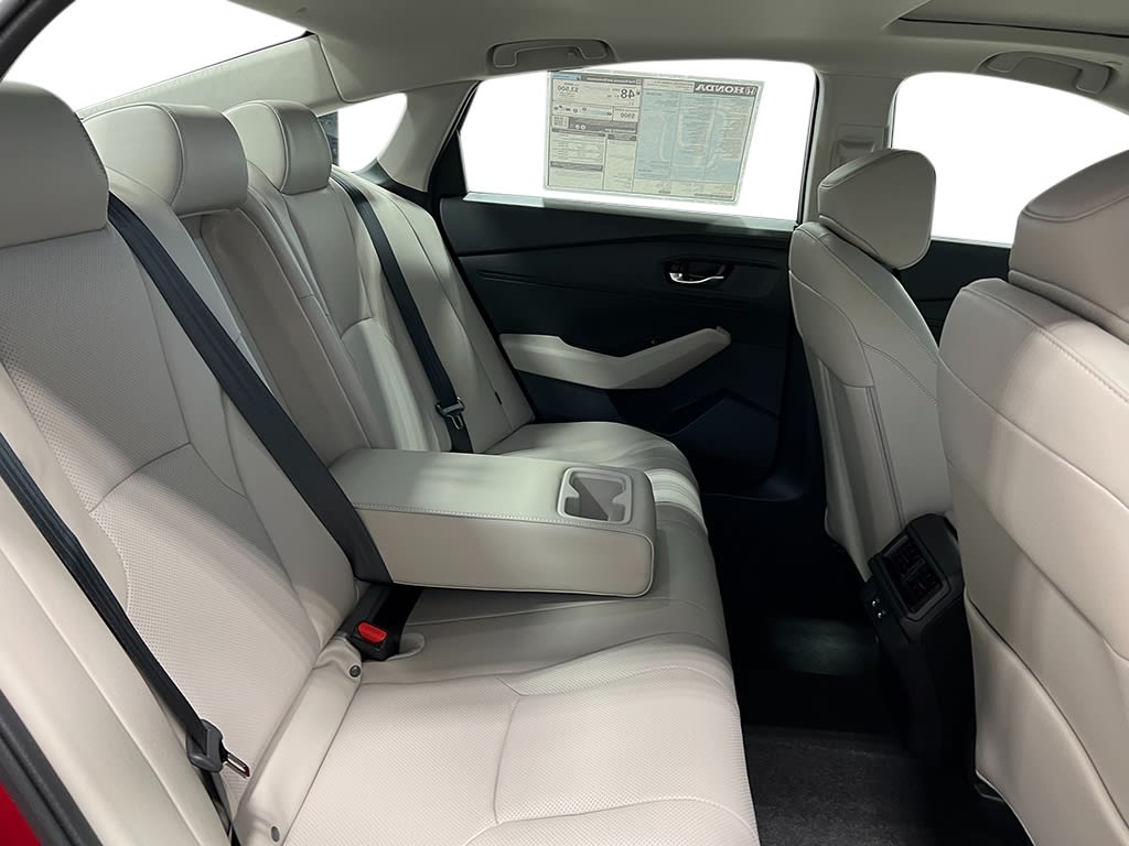 Thumbnail: 2025 Honda Accord - 32