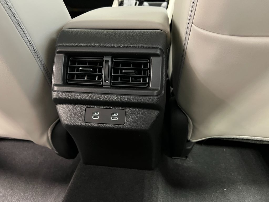 Thumbnail: 2025 Honda Accord - 31