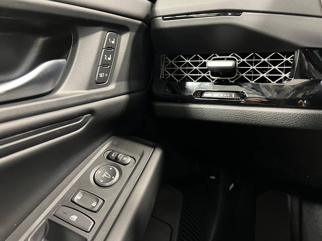 Thumbnail: 2025 Honda Accord - 22