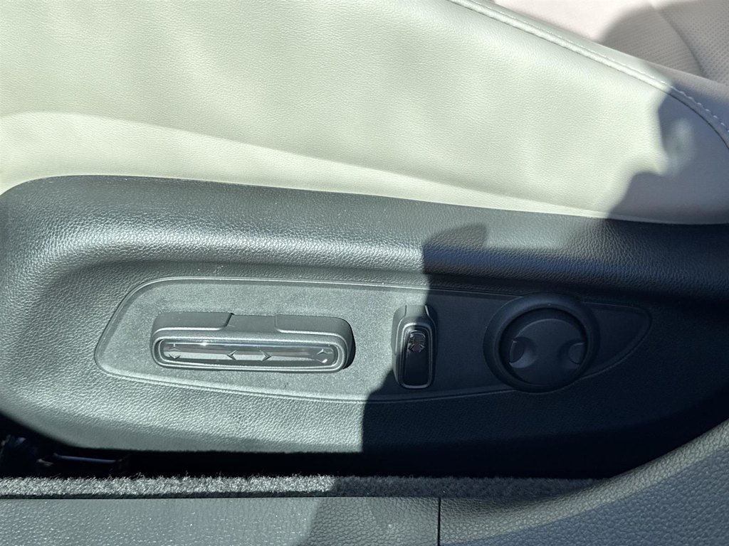 Thumbnail: 2025 Honda Accord - 17