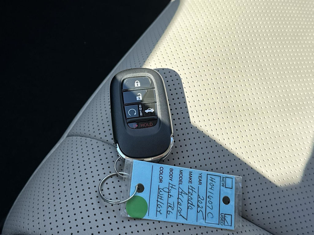 Thumbnail: 2025 Honda Accord - 27