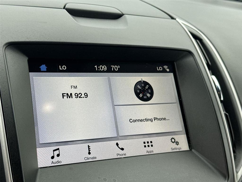 Thumbnail: 2019 Ford Edge - 28