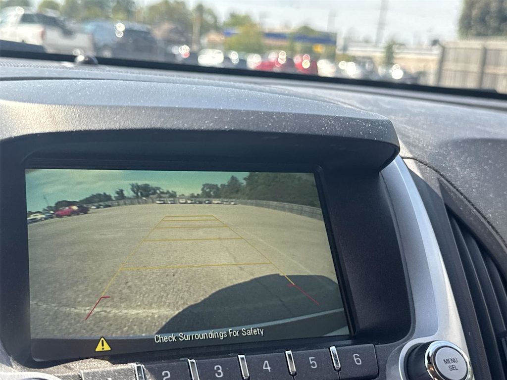 Thumbnail: 2017 Chevrolet Equinox - 8