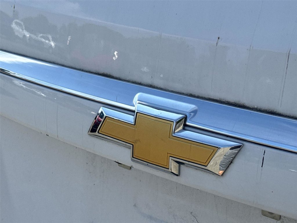 Thumbnail: 2017 Chevrolet Equinox - 6