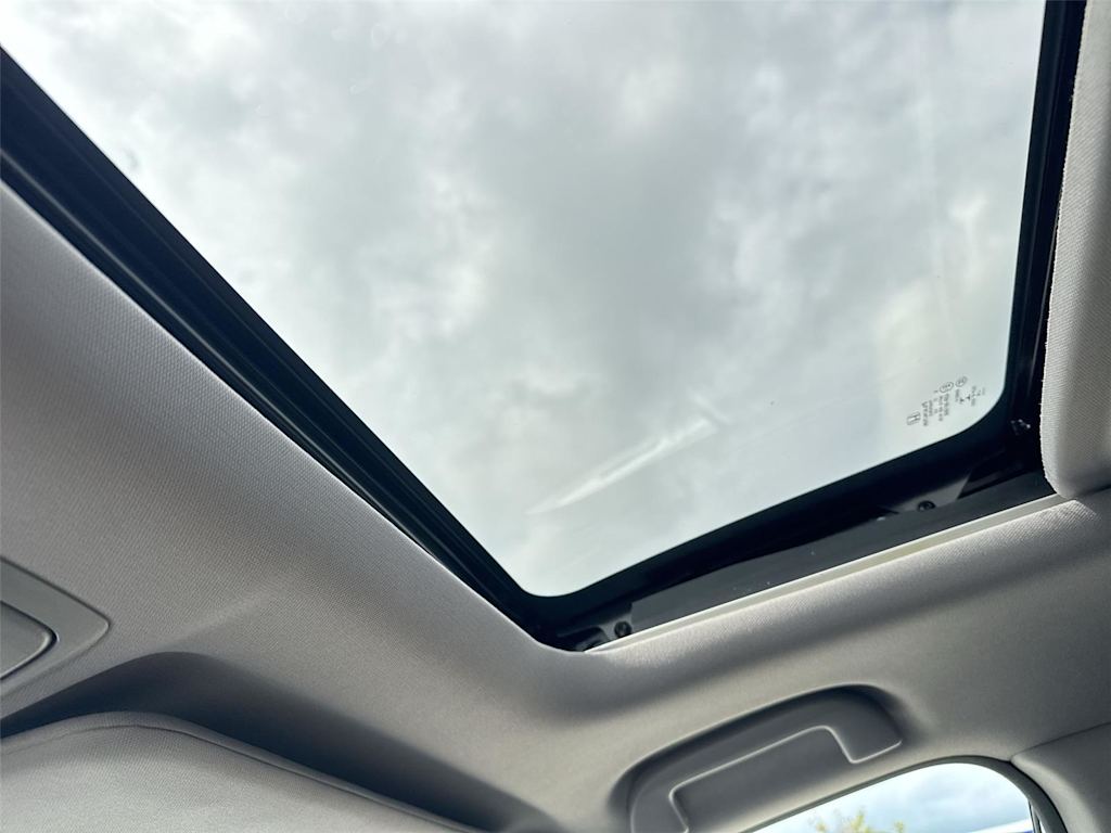 Thumbnail: 2019 Honda CR-V - 20
